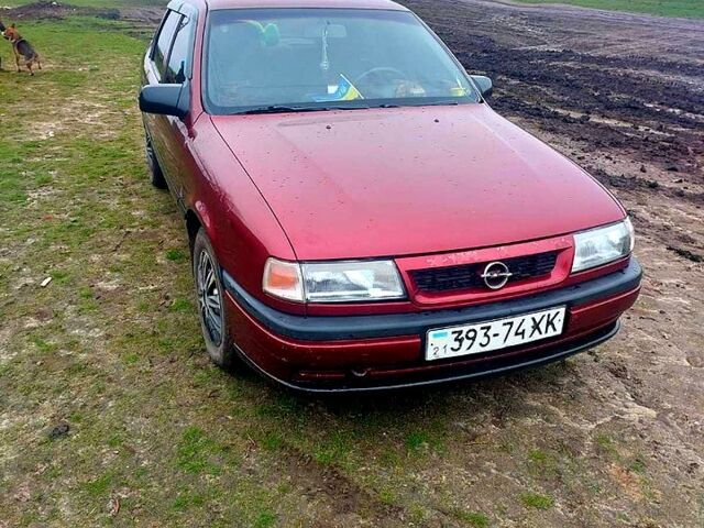 Опель Вектра, объемом двигателя 1.8 л и пробегом 300 тыс. км за 1550 $, фото 1 на Automoto.ua