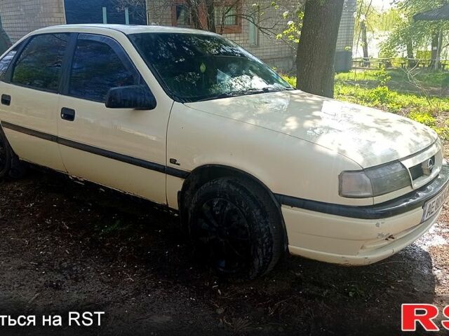 Опель Вектра, объемом двигателя 1.7 л и пробегом 210 тыс. км за 1600 $, фото 1 на Automoto.ua