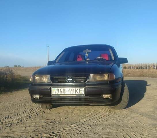 Опель Вектра, об'ємом двигуна 1.6 л та пробігом 333 тис. км за 2200 $, фото 1 на Automoto.ua
