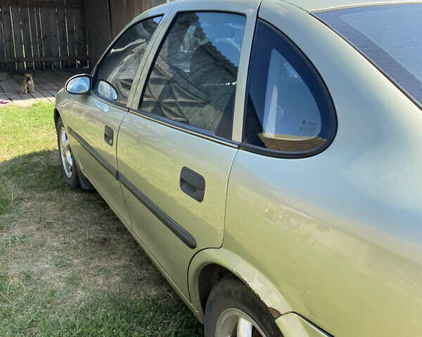 Опель Вектра, об'ємом двигуна 1.6 л та пробігом 353 тис. км за 2000 $, фото 1 на Automoto.ua