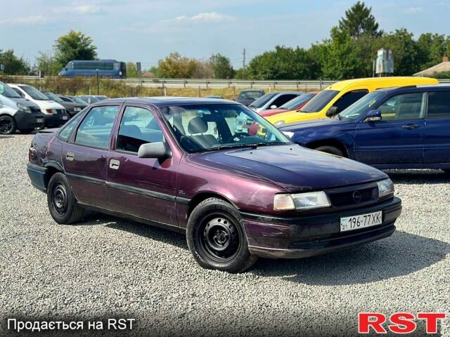 Опель Вектра, объемом двигателя 1.8 л и пробегом 300 тыс. км за 700 $, фото 1 на Automoto.ua