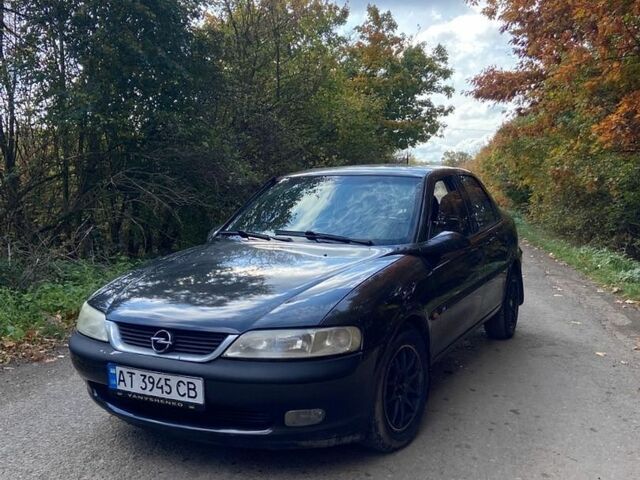 Опель Вектра, объемом двигателя 1.7 л и пробегом 300 тыс. км за 2250 $, фото 1 на Automoto.ua