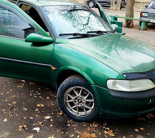 Опель Вектра, объемом двигателя 20 л и пробегом 450 тыс. км за 2100 $, фото 1 на Automoto.ua
