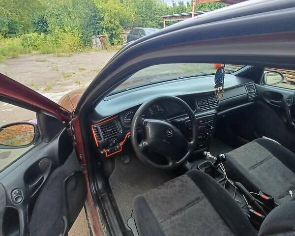 Опель Вектра, об'ємом двигуна 1.6 л та пробігом 280 тис. км за 2100 $, фото 1 на Automoto.ua