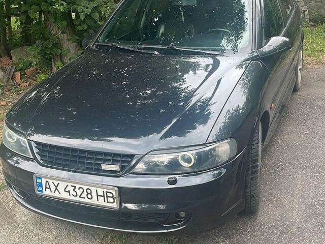 Опель Вектра, об'ємом двигуна 2.5 л та пробігом 300 тис. км за 3000 $, фото 1 на Automoto.ua