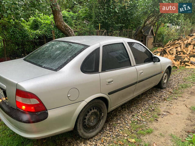 Опель Вектра, об'ємом двигуна 1.6 л та пробігом 299 тис. км за 2200 $, фото 1 на Automoto.ua