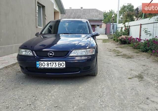 Опель Вектра, объемом двигателя 1.6 л и пробегом 400 тыс. км за 3400 $, фото 1 на Automoto.ua