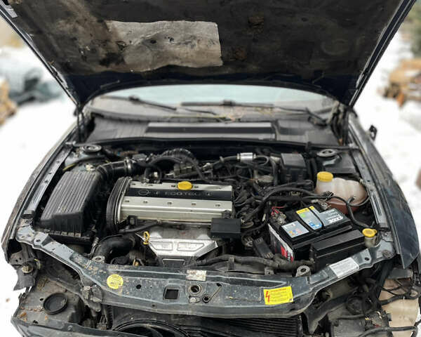 Опель Вектра, объемом двигателя 2 л и пробегом 320 тыс. км за 700 $, фото 1 на Automoto.ua