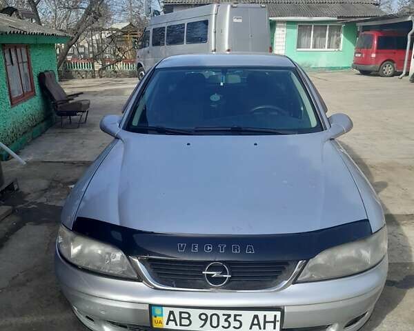 Опель Вектра, объемом двигателя 1.8 л и пробегом 248 тыс. км за 3100 $, фото 1 на Automoto.ua