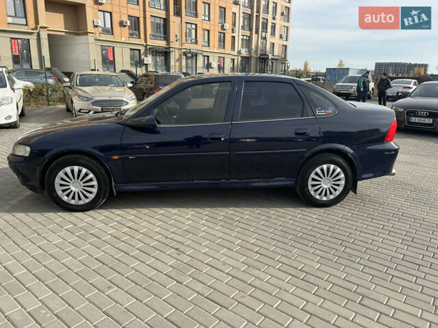 Опель Вектра, объемом двигателя 0 л и пробегом 280 тыс. км за 3500 $, фото 1 на Automoto.ua