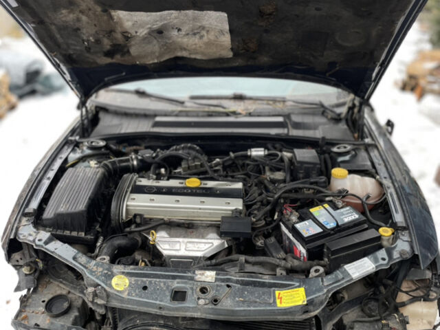 Опель Вектра, об'ємом двигуна 2 л та пробігом 320 тис. км за 700 $, фото 1 на Automoto.ua