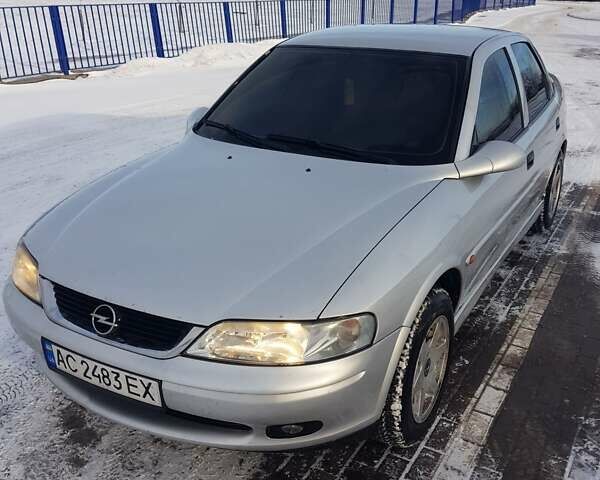 Опель Вектра, об'ємом двигуна 2.02 л та пробігом 196 тис. км за 3200 $, фото 1 на Automoto.ua