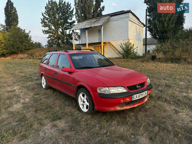 Опель Вектра, объемом двигателя 1.6 л и пробегом 465 тыс. км за 2000 $, фото 1 на Automoto.ua