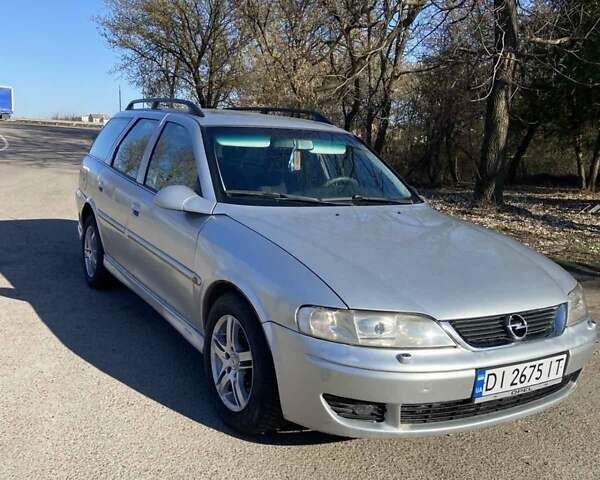 Опель Вектра, объемом двигателя 2.2 л и пробегом 342 тыс. км за 2750 $, фото 1 на Automoto.ua