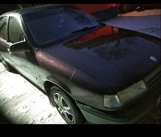 Опель Вектра, объемом двигателя 1.6 л и пробегом 250 тыс. км за 1600 $, фото 1 на Automoto.ua