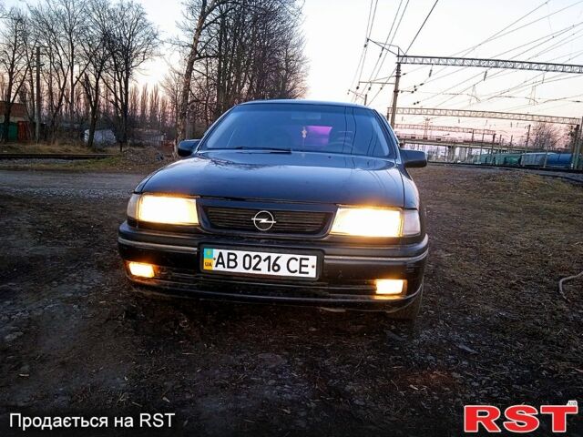 Опель Вектра, объемом двигателя 16 л и пробегом 380 тыс. км за 1300 $, фото 1 на Automoto.ua