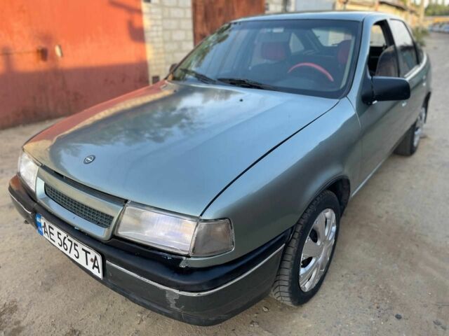 Сірий Опель Вектра, об'ємом двигуна 2 л та пробігом 290 тис. км за 1247 $, фото 1 на Automoto.ua