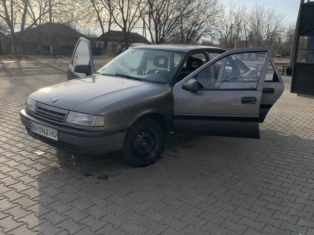 Сірий Опель Вектра, об'ємом двигуна 1.8 л та пробігом 378 тис. км за 1600 $, фото 1 на Automoto.ua