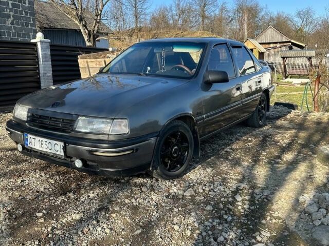 Серый Опель Вектра, объемом двигателя 1.8 л и пробегом 200 тыс. км за 1600 $, фото 1 на Automoto.ua