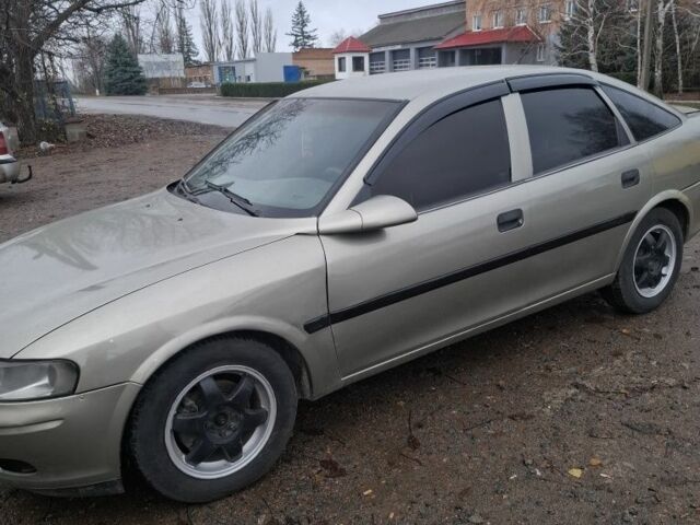 Серый Опель Вектра, объемом двигателя 1 л и пробегом 2 тыс. км за 2200 $, фото 1 на Automoto.ua