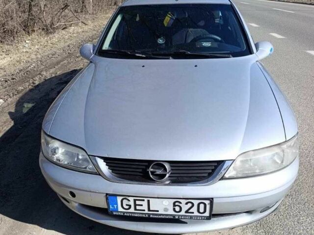 Сірий Опель Вектра, об'ємом двигуна 2 л та пробігом 300 тис. км за 1550 $, фото 1 на Automoto.ua
