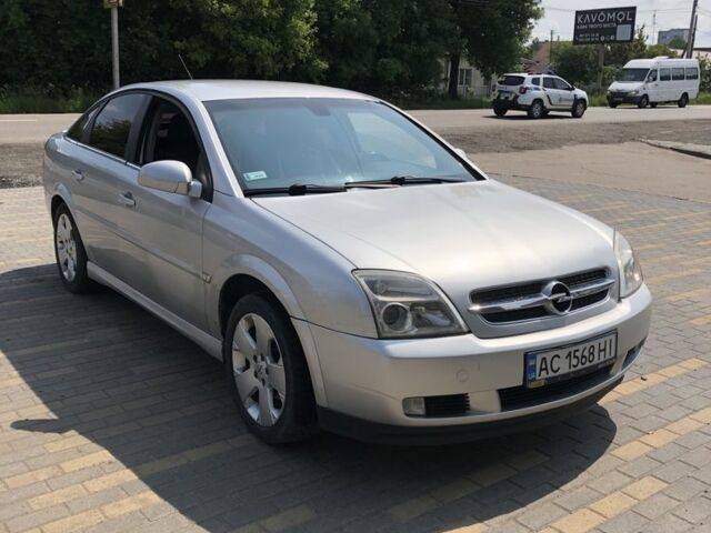 Серый Опель Вектра, объемом двигателя 1.8 л и пробегом 300 тыс. км за 3500 $, фото 1 на Automoto.ua