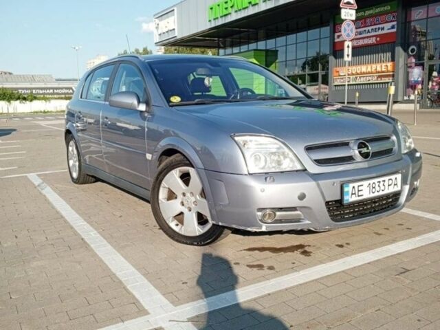Сірий Опель Вектра, об'ємом двигуна 3 л та пробігом 220 тис. км за 5000 $, фото 1 на Automoto.ua