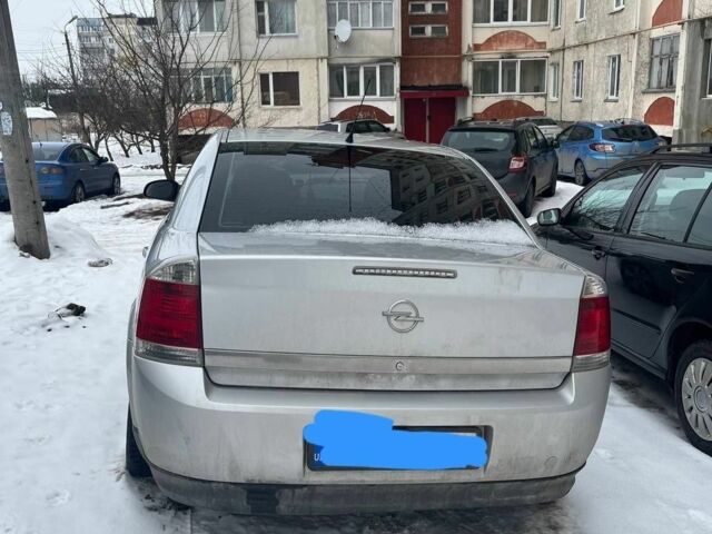 Серый Опель Вектра, объемом двигателя 1 л и пробегом 167 тыс. км за 5000 $, фото 1 на Automoto.ua