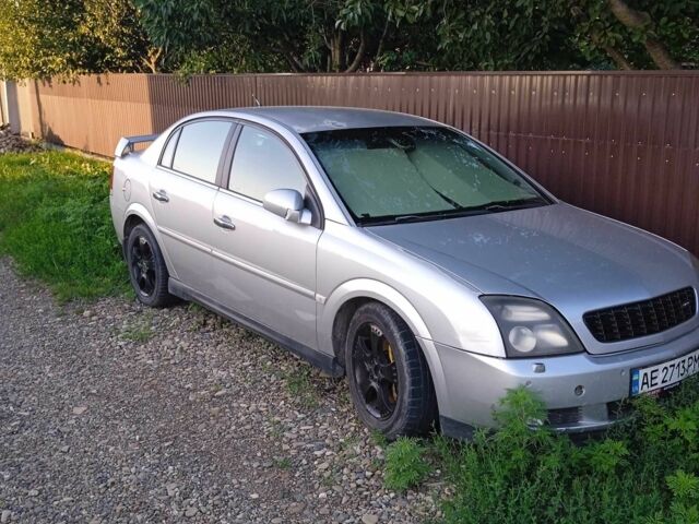 Сірий Опель Вектра, об'ємом двигуна 3.2 л та пробігом 200 тис. км за 3310 $, фото 1 на Automoto.ua