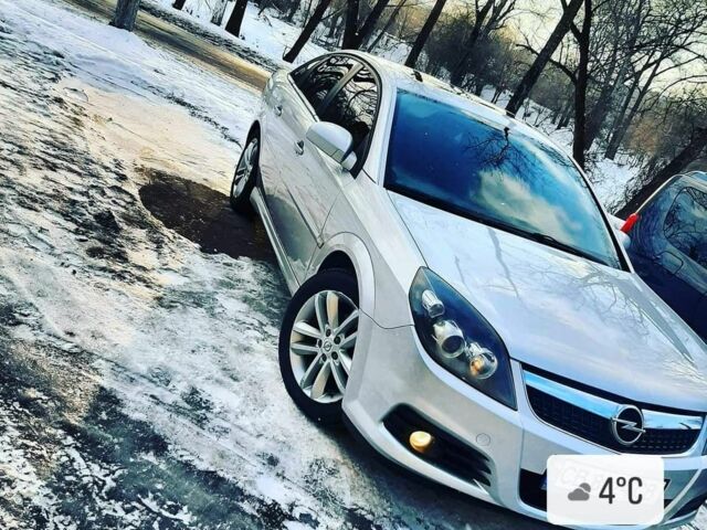 Серый Опель Вектра, объемом двигателя 0 л и пробегом 200 тыс. км за 5300 $, фото 1 на Automoto.ua