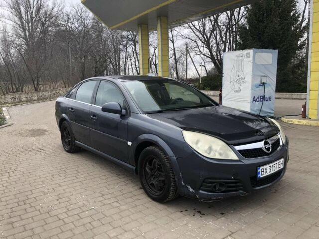 Серый Опель Вектра, объемом двигателя 1.9 л и пробегом 320 тыс. км за 3800 $, фото 1 на Automoto.ua