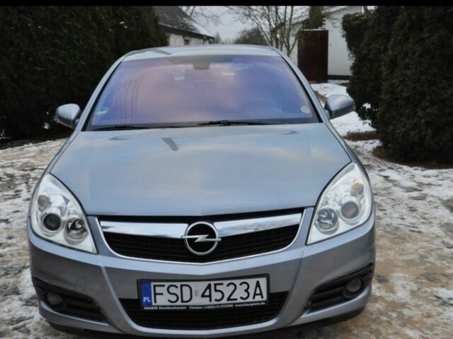 Серый Опель Вектра, объемом двигателя 0 л и пробегом 258 тыс. км за 1600 $, фото 1 на Automoto.ua