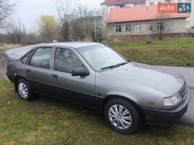 Сірий Опель Вектра, об'ємом двигуна 1.6 л та пробігом 434 тис. км за 899 $, фото 1 на Automoto.ua