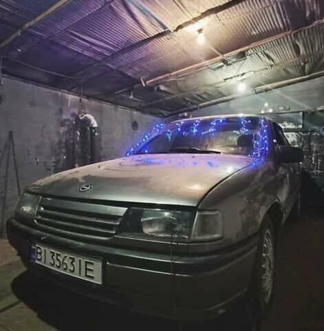 Сірий Опель Вектра, об'ємом двигуна 2 л та пробігом 300 тис. км за 1500 $, фото 1 на Automoto.ua