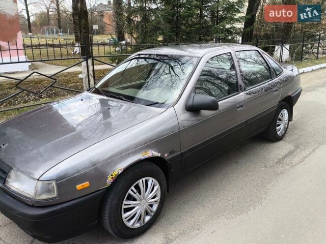 Серый Опель Вектра, объемом двигателя 1.6 л и пробегом 343 тыс. км за 899 $, фото 1 на Automoto.ua