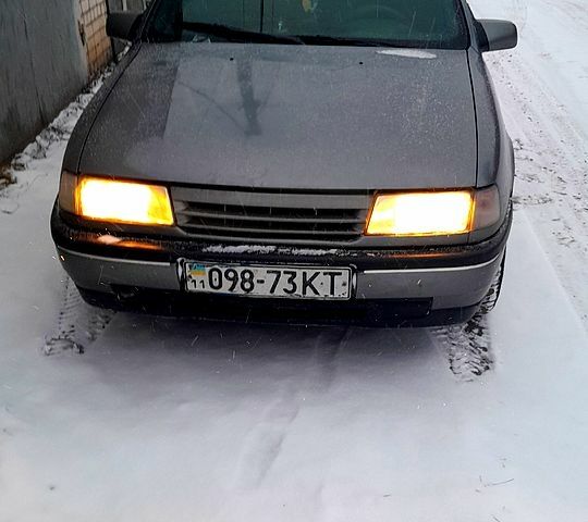 Сірий Опель Вектра, об'ємом двигуна 2 л та пробігом 333 тис. км за 1500 $, фото 1 на Automoto.ua