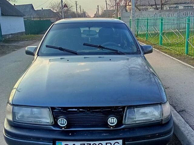 Сірий Опель Вектра, об'ємом двигуна 2 л та пробігом 350 тис. км за 1300 $, фото 1 на Automoto.ua