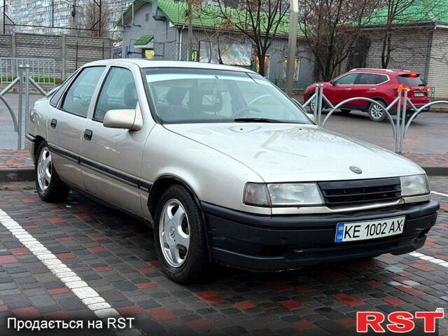 Сірий Опель Вектра, об'ємом двигуна 2 л та пробігом 410 тис. км за 1500 $, фото 1 на Automoto.ua