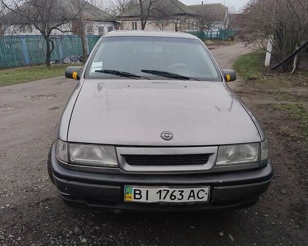 Сірий Опель Вектра, об'ємом двигуна 2 л та пробігом 280 тис. км за 1418 $, фото 1 на Automoto.ua