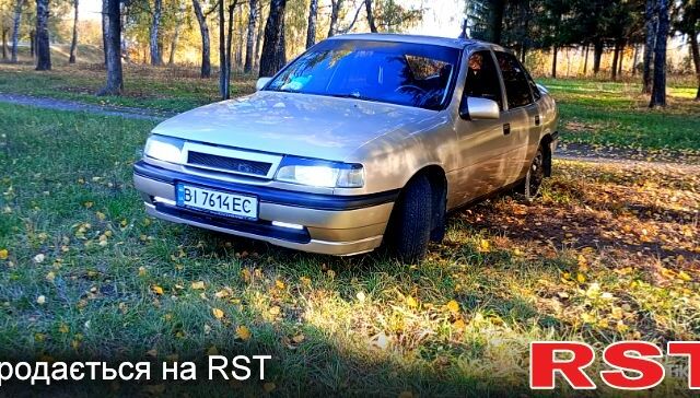 Опель Вектра 1990 в Полтаве на Automoto.ua Серый Опель Вектра, объемом двигателя 1.6 л и пробегом 250 тыс. км за 1600 $, фото 1 на Automoto.ua