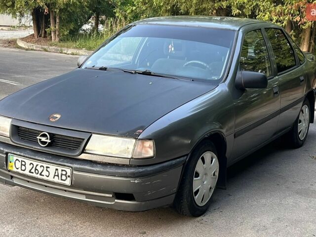 Сірий Опель Вектра, об'ємом двигуна 0 л та пробігом 301 тис. км за 1000 $, фото 1 на Automoto.ua