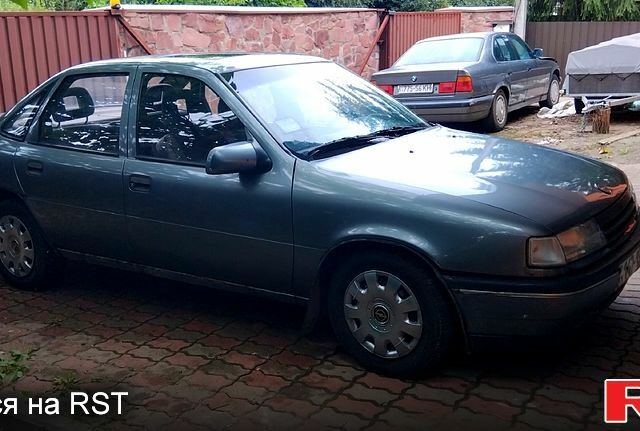 Серый Опель Вектра, объемом двигателя 1.8 л и пробегом 344 тыс. км за 1750 $, фото 1 на Automoto.ua