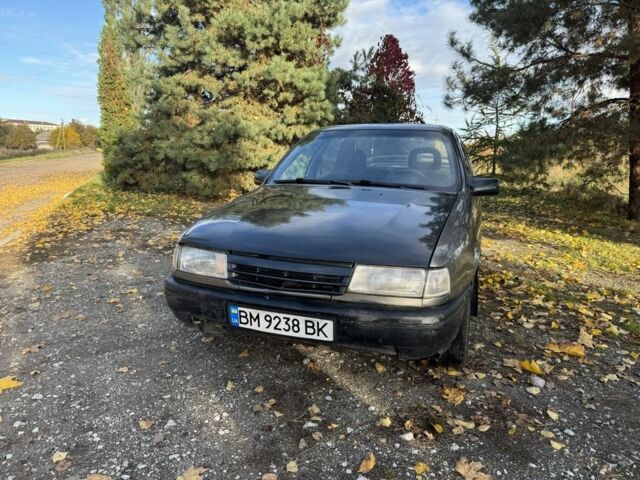 Серый Опель Вектра, объемом двигателя 1.6 л и пробегом 140 тыс. км за 1164 $, фото 1 на Automoto.ua