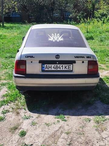 Серый Опель Вектра, объемом двигателя 1.8 л и пробегом 288 тыс. км за 1500 $, фото 1 на Automoto.ua