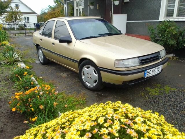 Серый Опель Вектра, объемом двигателя 2 л и пробегом 342 тыс. км за 1150 $, фото 1 на Automoto.ua