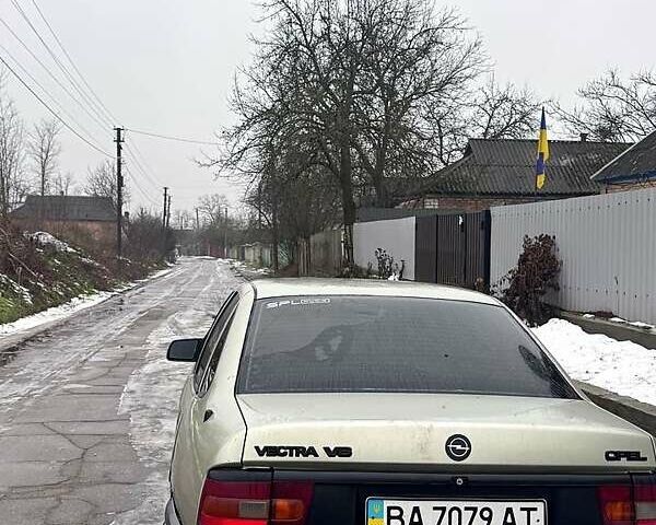 Сірий Опель Вектра, об'ємом двигуна 2.5 л та пробігом 300 тис. км за 1400 $, фото 1 на Automoto.ua