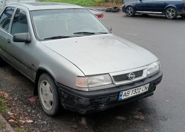 Серый Опель Вектра, объемом двигателя 1.8 л и пробегом 330 тыс. км за 899 $, фото 1 на Automoto.ua