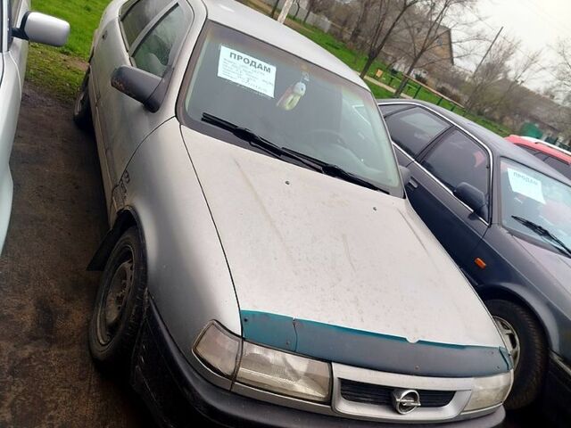 Серый Опель Вектра, объемом двигателя 1.8 л и пробегом 88 тыс. км за 800 $, фото 1 на Automoto.ua