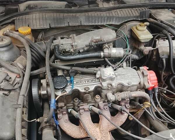 Сірий Опель Вектра, об'ємом двигуна 2 л та пробігом 1000 тис. км за 800 $, фото 1 на Automoto.ua