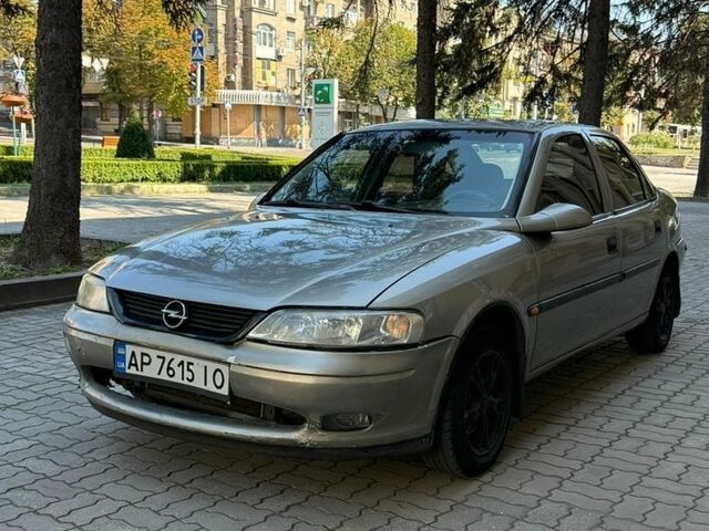 Сірий Опель Вектра, об'ємом двигуна 1.6 л та пробігом 345 тис. км за 1450 $, фото 1 на Automoto.ua
